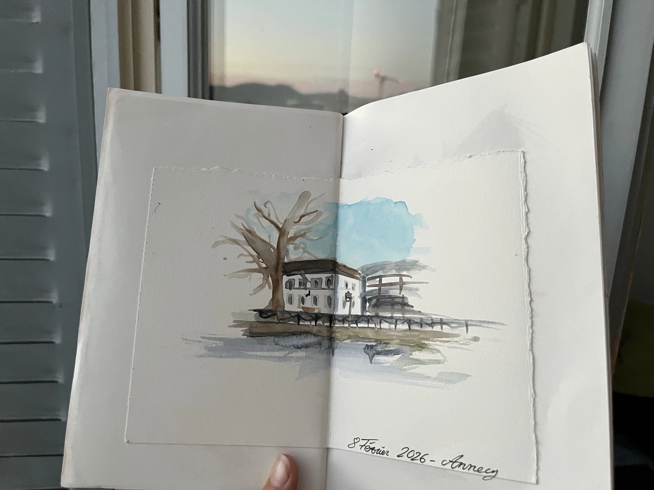 Croquis — bâtiment au bord de l’eau