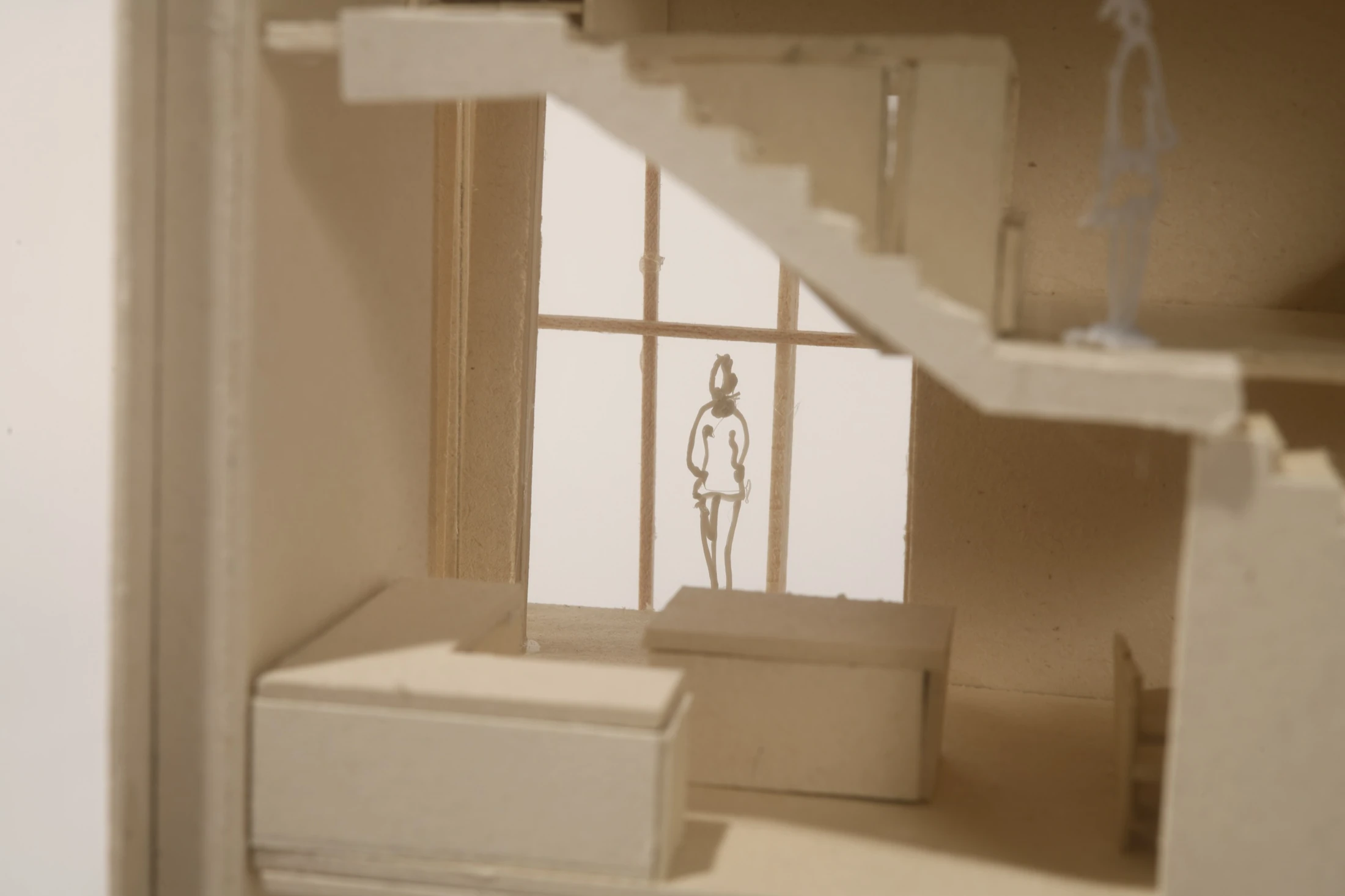 La Croisée — espace intérieur et silhouette